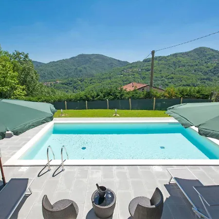 Ferienhaus Castello Della Mugazzengru Coronata By Interhome Tresana